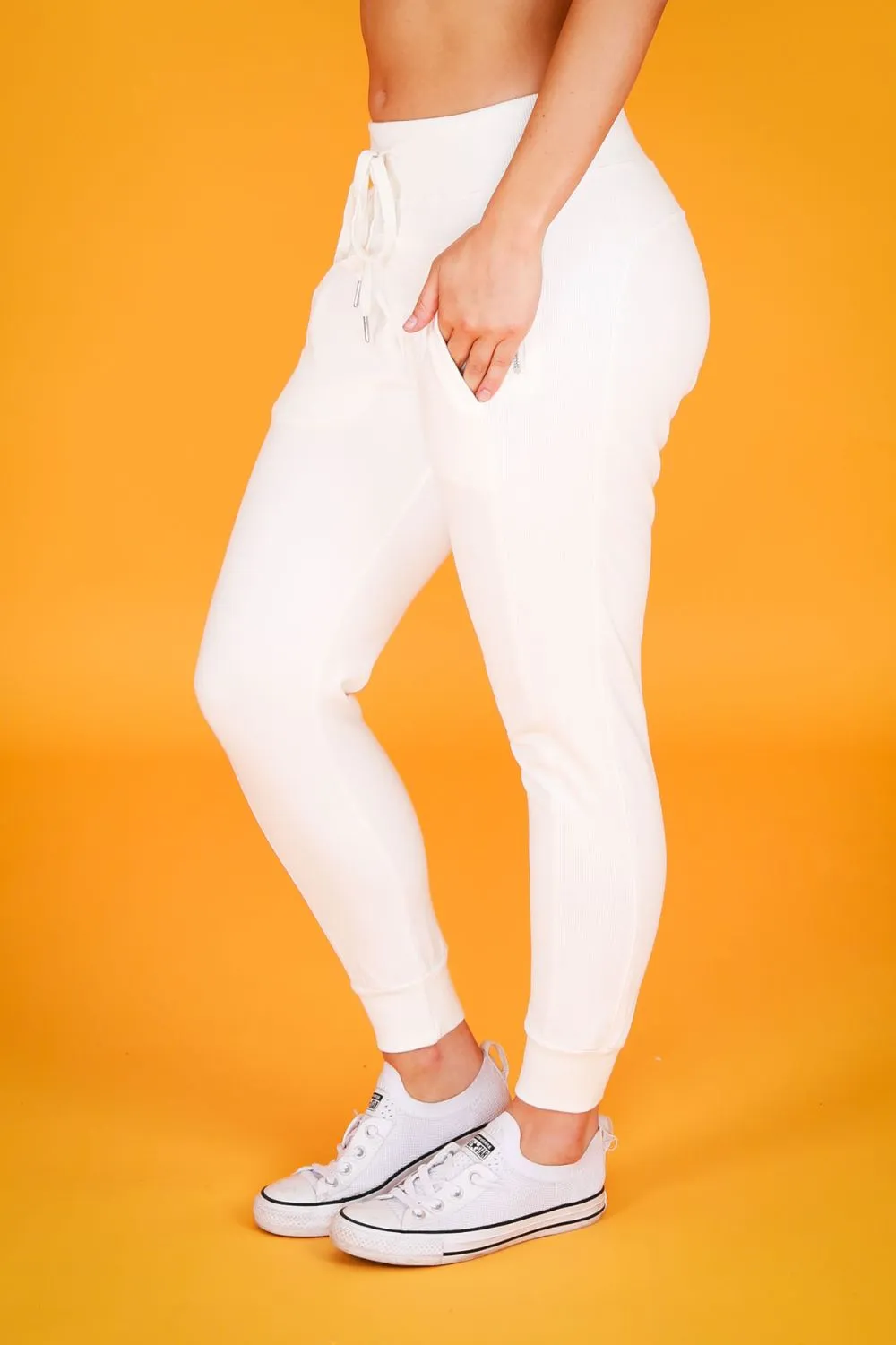 Byron Jogger | White
